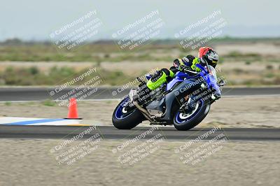 media/Apr-18-2025-TrackDaz (Fri) [[45f5874c44]]/C Group/Session 1 (Turn 7)/